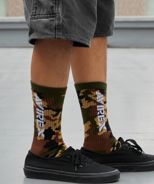AVIREX(アヴィレックス)の「AVIREX/アビレックス AX Camouflage 3P Socks カモフラージュ 3足組 ソックス 靴下 迷彩柄 サイドプリント クルー丈ソックス 3足セット メンズ 秋 秋服 2026年秋冬(ソックス/靴下・メンズ・カモフラージュ・25-27)」の1枚目の写真