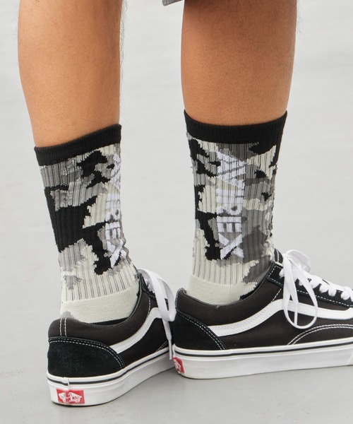 AVIREX(アヴィレックス)の「AVIREX/アビレックス AX Camouflage 3P Socks カモフラージュ 3足組 ソックス 靴下 迷彩柄 サイドプリント クルー丈ソックス 3足セット メンズ 秋 秋服 2026年秋冬(ソックス/靴下・メンズ・カモフラージュ・25-27)」の11枚目の写真