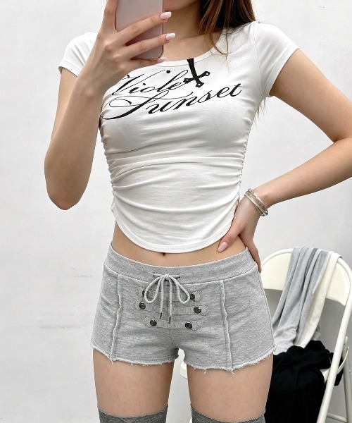 SHEENA（シーナ）の「ナポレオンボタンデザインスウェットショートパンツ（スウェットパンツ・レディース・グレー・M）」の5枚目の写真