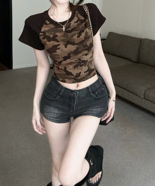 SHEPP(シープ)の「迷彩柄 ラグラン半袖Tシャツ カモフラ タイトトップス(Tシャツ/カットソー・レディース・カーキ・L/M)」の14枚目の写真