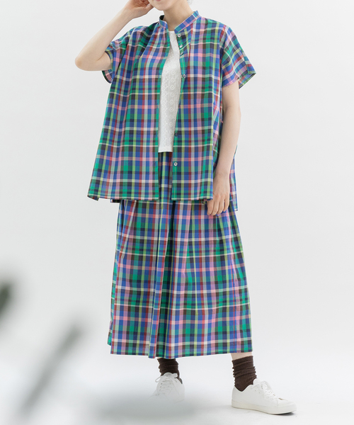 nop de nod(ノップドゥノッド)の「ローンマルチカラースタンドカラーシャツ(シャツ/ブラウス・レディース・ダークブルー/ブラウン/ピンク・M)」の4枚目の写真