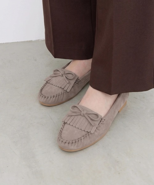 Launa lea(ラウナレア)の「【26秋冬】フリンジモカシンローファー(0635)(モカシン/デッキシューズ・レディース・ブルー系その他/グレー系その他/キャメル/ブラック系その他・23.0cm/22.0cm/23.5cm/22.5cm/24.0cm/24.5cm/25.0cm)」の1枚目の写真