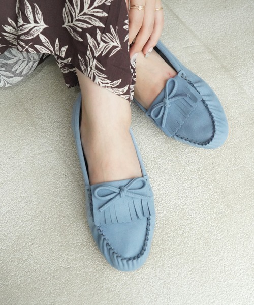 Launa lea(ラウナレア)の「【26秋冬】フリンジモカシンローファー(0635)(モカシン/デッキシューズ・レディース・ブルー系その他/グレー系その他/キャメル/ブラック系その他・23.0cm/22.0cm/23.5cm/22.5cm/24.0cm/24.5cm/25.0cm)」の3枚目の写真