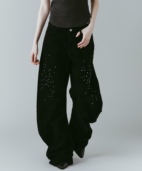 Knuth Marf（クヌースマーフ）の「Knuth Marf / クヌースマーフ studded draped denim pants（デニムパンツ・レディース・ブラック/ブルー・SMALL/X-SMALL）」の4枚目の写真