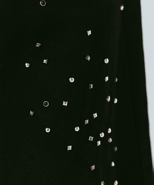 Knuth Marf（クヌースマーフ）の「Knuth Marf / クヌースマーフ studded draped denim pants（デニムパンツ・レディース・ブラック/ブルー・SMALL/X-SMALL）」の7枚目の写真