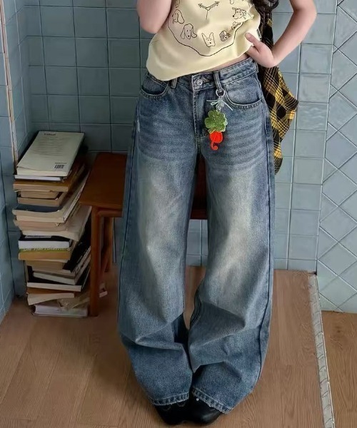 Achic(アシック)の「バックスターダメージ加工デニムパンツ(デニムパンツ・レディース・ブルー・M/L/S)」の15枚目の写真