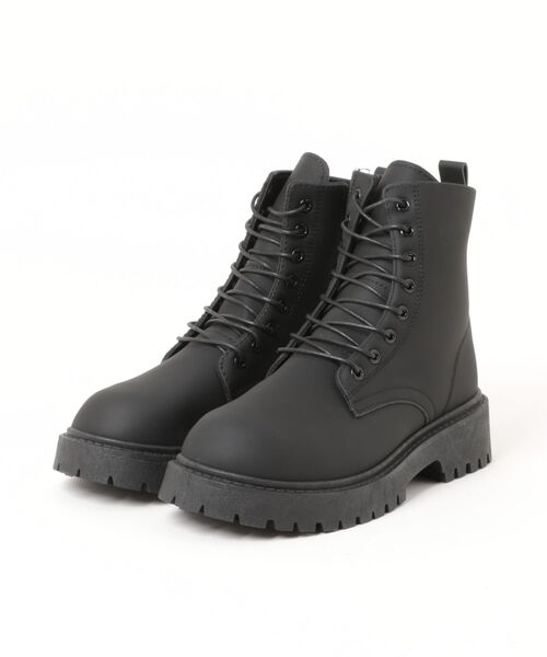 Burner(バーナー)の「【Cr+ov(クローヴ)】マットレザー調 レースアップ ミドルブーツ cro-boots-10-38【RBTS】(ブーツ・メンズ・ブラック・LARGE/MEDIUM/SMALL)」の1枚目の写真