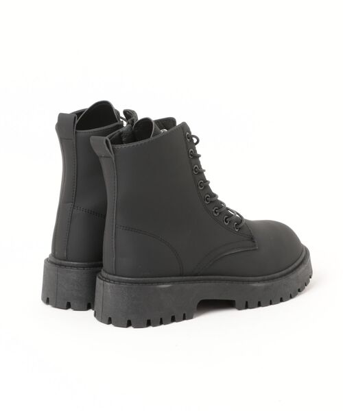 Burner(バーナー)の「【Cr+ov(クローヴ)】マットレザー調 レースアップ ミドルブーツ cro-boots-10-38【RBTS】(ブーツ・メンズ・ブラック・LARGE/MEDIUM/SMALL)」の2枚目の写真