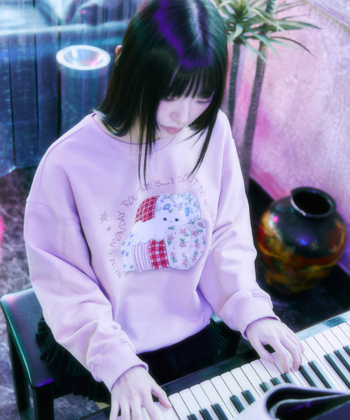 LMR(エルエムアール)の「コジシャニョン アートワーク スウェット PINK(スウェット・レディース・PINK・SMALL/MEDIUM/LARGE)」の7枚目の写真