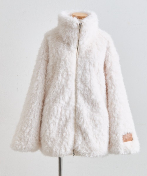 OLIVE des OLIVE(オリーブデオリーブ)の「Fluffy Fur Blouson(ブルゾン・レディース・ブラック/サックスブルー/オフホワイト/ピンク・FREE)」の5枚目の写真