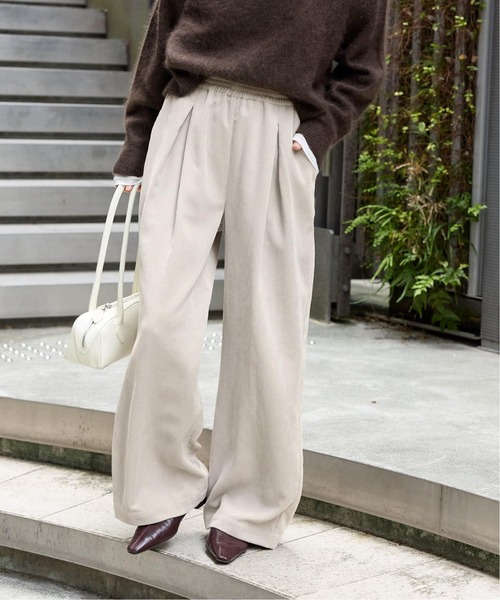 JOURNAL STANDARD(ジャーナルスタンダード)の「《新色あり/追加》コーデュロイワイドパンツ(その他パンツ・レディース・ホワイト×ホワイト/ライトブルー/ブラック系その他・38/36)」の19枚目の写真