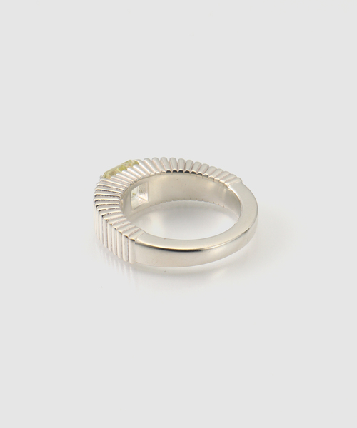 JOURNAL STANDARD(ジャーナルスタンダード)の「【VALENTINE /ヴァレンタイン】Fluted SQ Stone Ring (silver)(リング・レディース・シルバー・FREE/13)」の2枚目の写真