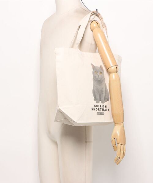 Moftique（モフティック）の「Moftique（モフティック） トートバッグ キャンバス マチ有 生成り マンチカン 猫 アニマルプリント MLサイズ（トートバッグ・レディース・ナチュラル・FREE）」の4枚目の写真