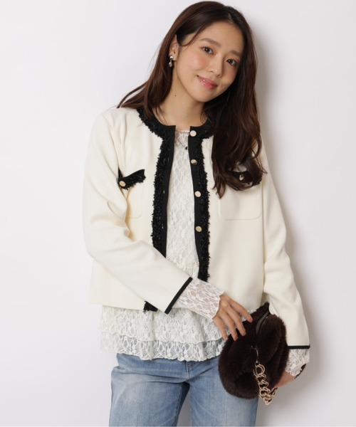 JUSGLITTY(ジャスグリッティー)の「デコラブレードニットジャケット(ニット/セーター・レディース・ピンク/ブラック/ホワイト・2)」の4枚目の写真