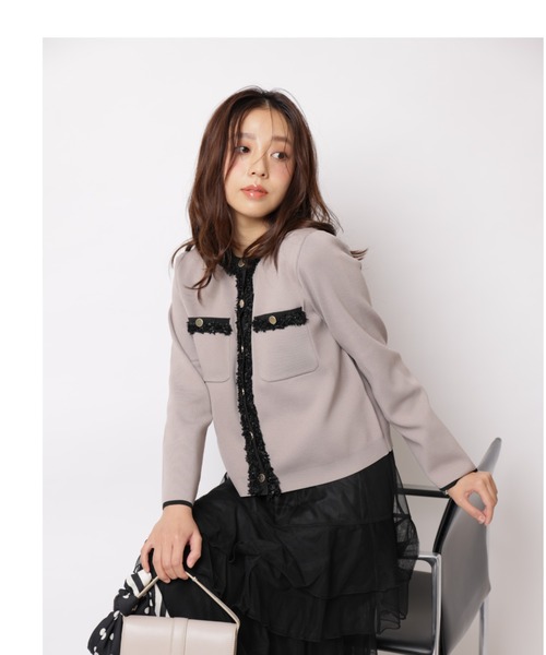 JUSGLITTY(ジャスグリッティー)の「デコラブレードニットジャケット(ニット/セーター・レディース・ピンク/ブラック/ホワイト・2)」の18枚目の写真