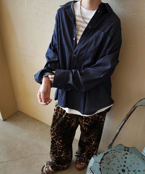 JOURNAL STANDARD LUXE(ジャーナルスタンダード ラックス)の「ライトozデニム レギュラーカラーシャツ(シャツ/ブラウス・レディース・ネイビー/ブルー・FREE)」の3枚目の写真