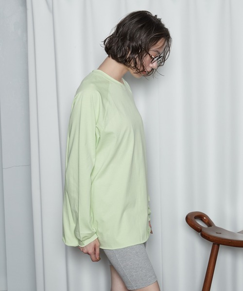 OFROOM(オフルーム)の「【2026秋冬新作】Cut-off Oversized Tee|カットオフオーバーサイズTee(Tシャツ/カットソー・レディース・ブラック/ホワイト/グレー/ライム・FREE)」の16枚目の写真