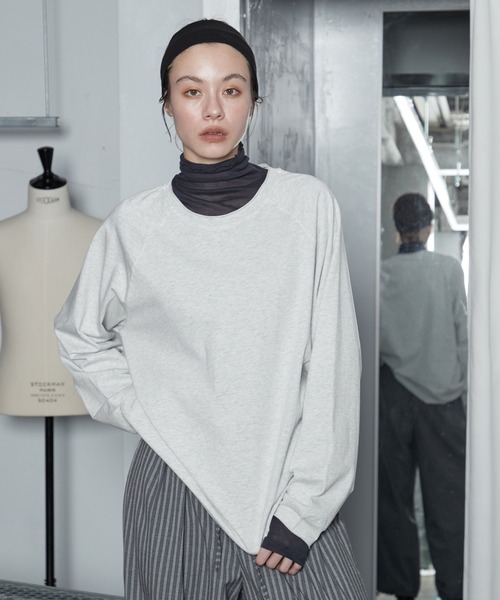 OFROOM(オフルーム)の「【2026秋冬新作】Cut-off Oversized Tee|カットオフオーバーサイズTee(Tシャツ/カットソー・レディース・ブラック/ホワイト/グレー/ライム・FREE)」の6枚目の写真