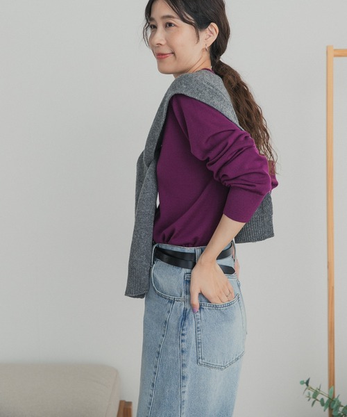 URBAN RESEARCH DOORS(アーバンリサーチドアーズ)の「ウォッシャブルウールクルーネックプルオーバー(ニット/セーター・レディース・ブラック/グレー/パープル系その他・FREE)」の8枚目の写真