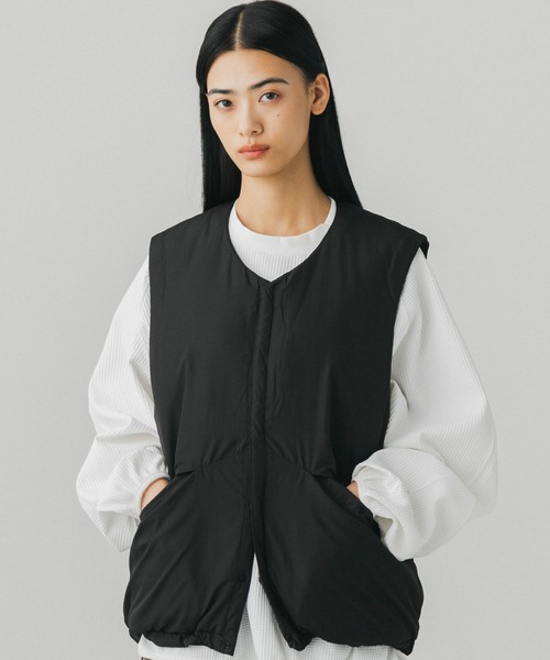+phenix(プラスフェニックス)の「+phenix(プラスフェニックス)PADDED LINER VEST / 中綿入りライナーベスト(ベスト・メンズ・ブラウン/ブラック/グレー・M/L)」の4枚目の写真