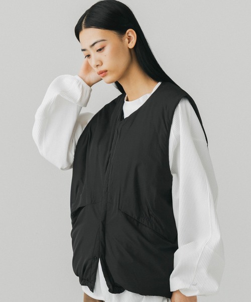 +phenix(プラスフェニックス)の「+phenix(プラスフェニックス)PADDED LINER VEST / 中綿入りライナーベスト(ベスト・メンズ・ブラウン/ブラック/グレー・M/L)」の6枚目の写真