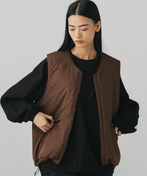 +phenix(プラスフェニックス)の「+phenix(プラスフェニックス)PADDED LINER VEST / 中綿入りライナーベスト(ベスト・メンズ・ブラウン/ブラック/グレー・M/L)」の21枚目の写真