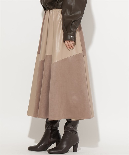 AND COUTURE（アンドクチュール）の「エコレザー×エコスウェード切替スカート（スカート・レディース・ホワイト/ブラック/ベージュ・FREE）」の14枚目の写真