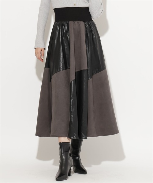 AND COUTURE（アンドクチュール）の「エコレザー×エコスウェード切替スカート（スカート・レディース・ホワイト/ブラック/ベージュ・FREE）」の8枚目の写真