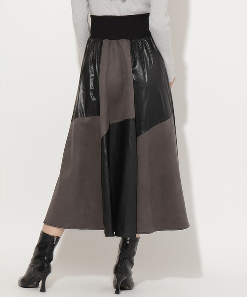 AND COUTURE（アンドクチュール）の「エコレザー×エコスウェード切替スカート（スカート・レディース・ホワイト/ブラック/ベージュ・FREE）」の10枚目の写真