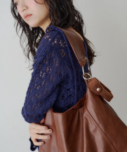 Kastane(カスタネ)の「【9.19(土)0:00発売】リップチャームミドルBAG(トートバッグ・レディース・カーキ/ブラウン系その他/ブラウン・FREE)」の4枚目の写真