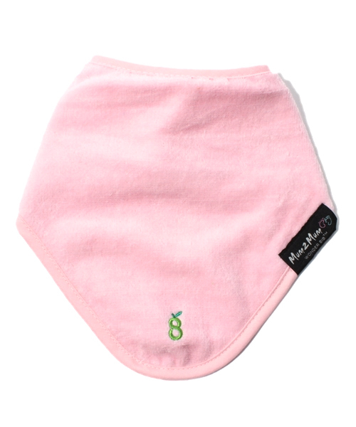 green label relaxing（グリーンレーベルリラクシング）の「Mum2Mum Bandana logo スタイ（スタイ/よだれかけ・キッズ・ライトピンク/ピンク/ライム/ライトブルー/ターコイズブルー/パープル/ブラウン/イエロー・フリー）」の8枚目の写真