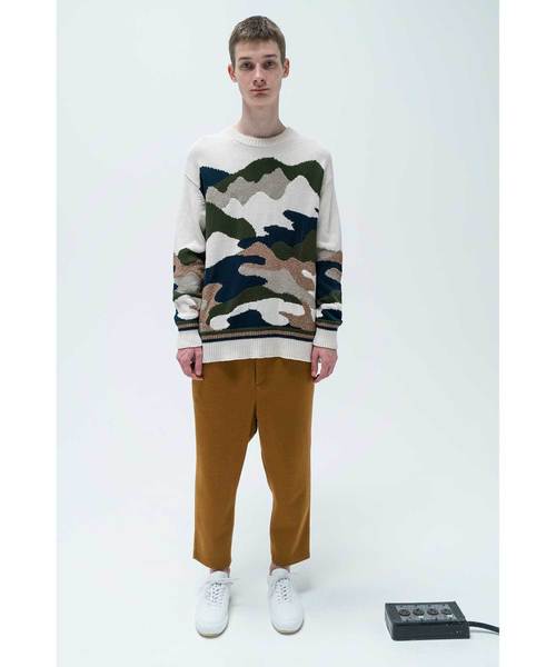 CABANE de ZUCCa(カバンドズッカ)の「S マウンテリーインターシャ(ニット/セーター・メンズ・ネイビー/オフホワイト・M size)」の4枚目の写真