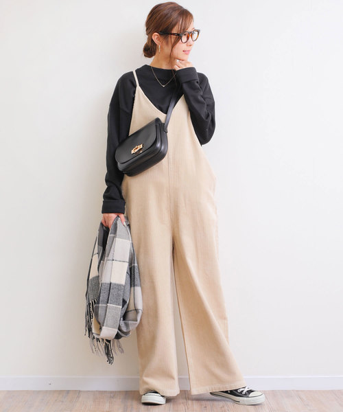 andme（アンドミー）の「裏起毛オーバーサイズチュニックトップス（スウェット・レディース・ブラック/ネイビー/グレー/カーキ/ベージュ/アイボリー・M）」の7枚目の写真