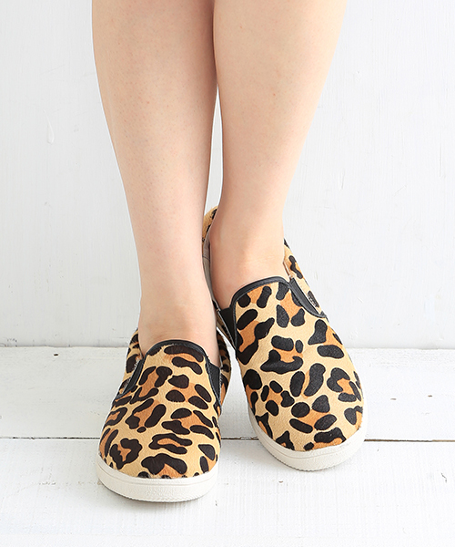 B:MING by BEAMS（ビーミングバイビームス）の「 ビーミング by ビームス / スリッポン（スニーカー・レディース・ブラック/ゼブラ/レオパード/カーキ/ネイビー・LARGE/SMALL/MEDIUM/X-SMALL）」の7枚目の写真