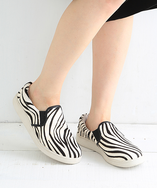 B:MING by BEAMS（ビーミングバイビームス）の「 ビーミング by ビームス / スリッポン（スニーカー・レディース・ブラック/ゼブラ/レオパード/カーキ/ネイビー・LARGE/SMALL/MEDIUM/X-SMALL）」の8枚目の写真