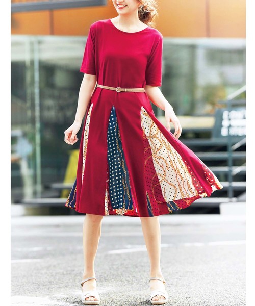 GeeRA（ジーラ）の「スカーフ柄切替ワンピース（ワンピース・レディース・カーキ/ボルドー/ブラック・LARGE/MEDIUM/X-LARGE/SMALL）」の7枚目の写真