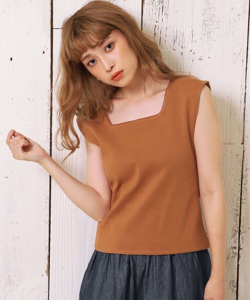 one after another NICE CLAUP(ワンアフターアナザーナイスクラップ)の「スクエアインナービスチェ(タンクトップ・レディース・アイボリー/オレンジ/ピンク/ダークブラウン・FREE)」の4枚目の写真