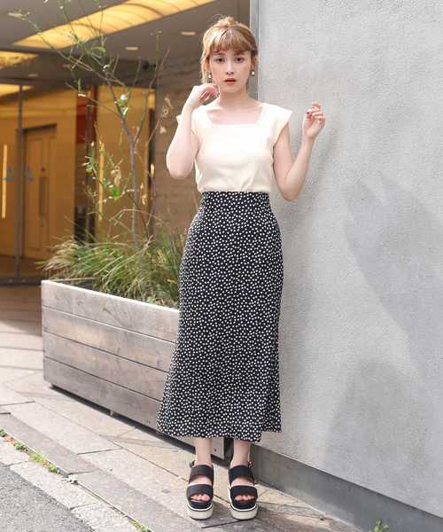 one after another NICE CLAUP(ワンアフターアナザーナイスクラップ)の「スクエアインナービスチェ(タンクトップ・レディース・アイボリー/オレンジ/ピンク/ダークブラウン・FREE)」の7枚目の写真