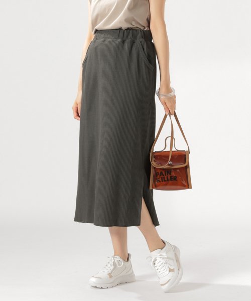 BAYFLOW（ベイフロー）の「ワッフルタイトスカート（スカート・レディース・ブラウン/グレー/オフホワイト/チャコール・SMALL/MEDIUM）」の3枚目の写真