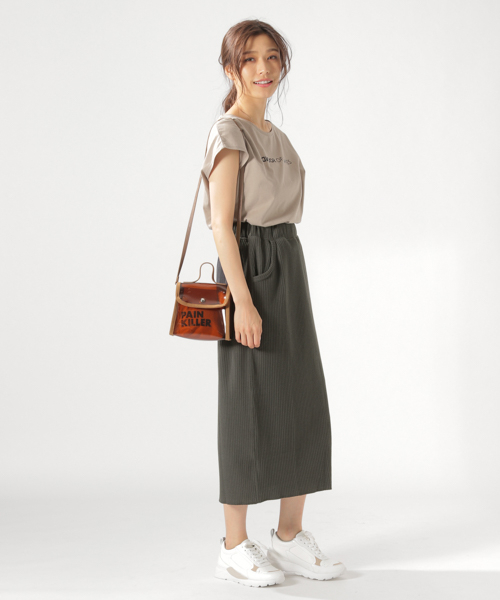 BAYFLOW（ベイフロー）の「ワッフルタイトスカート（スカート・レディース・ブラウン/グレー/オフホワイト/チャコール・SMALL/MEDIUM）」の9枚目の写真