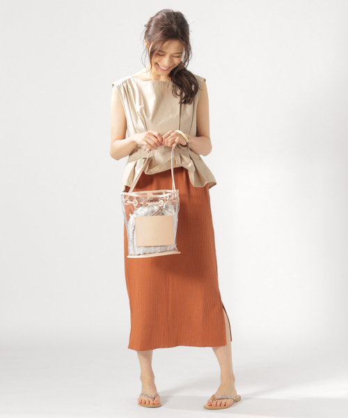 BAYFLOW（ベイフロー）の「ワッフルタイトスカート（スカート・レディース・ブラウン/グレー/オフホワイト/チャコール・SMALL/MEDIUM）」の11枚目の写真