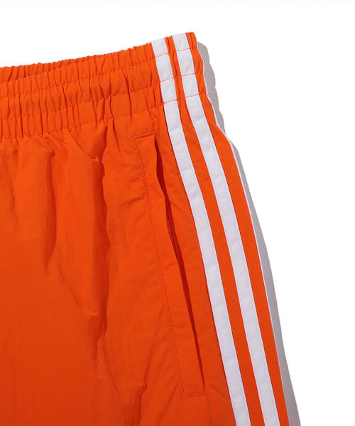 adidas Originals(アディダスオリジナルス)の「<adidas Originals> 3STRIPES SWIM SRT/スイムショーツ(その他パンツ・メンズ・オレンジ/ブラック・LARGE/SMALL/MEDIUM)」の7枚目の写真