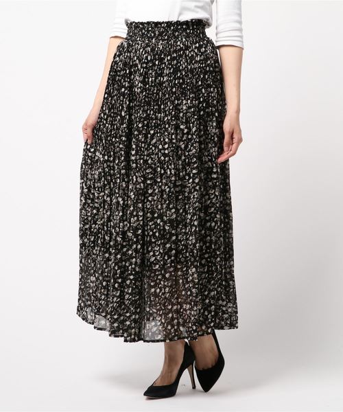 archives(アルシーヴ)の「ラメレオパ消しプリーツスカート(スカート・レディース・ブラック/グレー/ワイン・MEDIUM)」の2枚目の写真