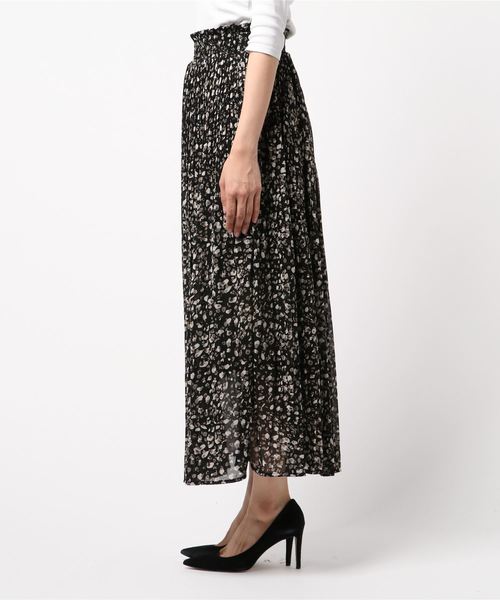 archives(アルシーヴ)の「ラメレオパ消しプリーツスカート(スカート・レディース・ブラック/グレー/ワイン・MEDIUM)」の5枚目の写真