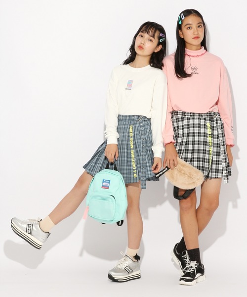 repipi armario（レピピ アルマリオ）の「フリルタートルネックウラケスウェット（スウェット・キッズ・ブラック/ブラウン/ライトピンク・SMALL/MEDIUM/LARGE/X-SMALL）」の5枚目の写真