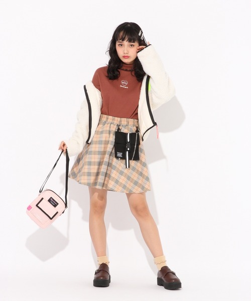 repipi armario（レピピ アルマリオ）の「フリルタートルネックウラケスウェット（スウェット・キッズ・ブラック/ブラウン/ライトピンク・SMALL/MEDIUM/LARGE/X-SMALL）」の8枚目の写真