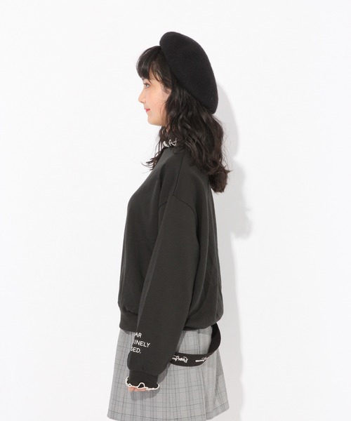 repipi armario（レピピ アルマリオ）の「フリルタートルネックウラケスウェット（スウェット・キッズ・ブラック/ブラウン/ライトピンク・SMALL/MEDIUM/LARGE/X-SMALL）」の17枚目の写真