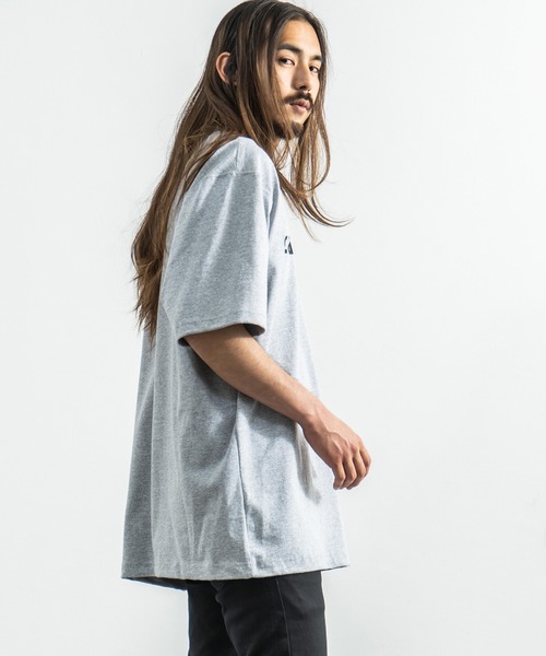 Carhartt(カーハート)の「CARHARTT カーハート プリント ロゴ ビッグT Signature Logo Short-Sleeve T-Shirt K195(Tシャツ/カットソー・メンズ・ブラック/ダークグリーン/グレー/コバルトブルー/チャコール・M/L/XL)」の16枚目の写真