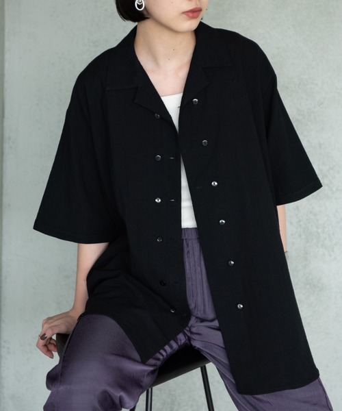 Aunt Marie's(アントマリーズ)の「ダブルボタンオープンカラーハーフスリーブシャツ/AUNT MARIE'S(シャツ/ブラウス・レディース・ブラック/ブラウン・FREE)」の2枚目の写真