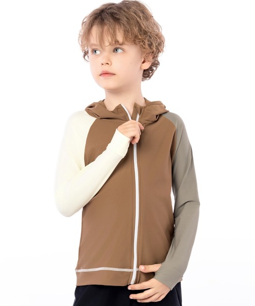 TeddyShop（テディショップ）の「【UVカット率 99.9%以上】キッズ フード付きフロントジップ長袖ラッシュガード パーカー 水陸両用（ラッシュガード・キッズ・ブルー系その他/ライトブルー/パープル/ブラック/ピンク/イエロー/ホワイト/ネイビー/グレー/ブラック×ホワイト/コーラルピンク/グリーン/カラフル/ホワイト系その他/ブルー系その他2/ピンク系その他/グレー系その他/ブラウン/グレー系その他2/ホワイト系その他2/ホワイト系その他3/ブラック系その他/ブルー系その他3/ホワイト×ネイビー/ホワイト×グリーン/ピンク系その他2・150cm/120cm/140cm/110cm/130cm/100cm）」の14枚目の写真